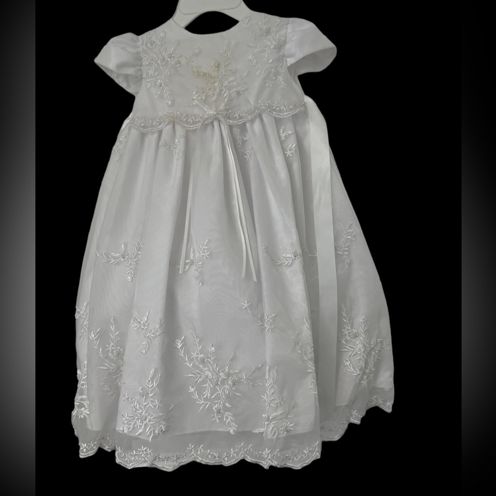Zero to Three month vintage Christening. No brand name.